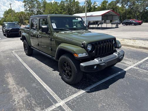 2021 Jeep Gladiator Sport