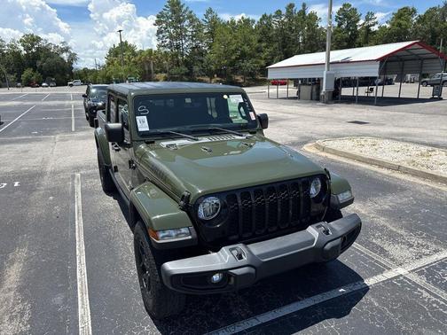 2021 Jeep Gladiator Sport
