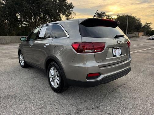 2019 Kia Sorento LX
