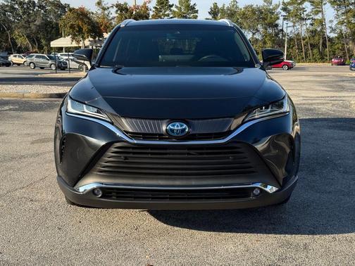 2023 Toyota Venza XLE