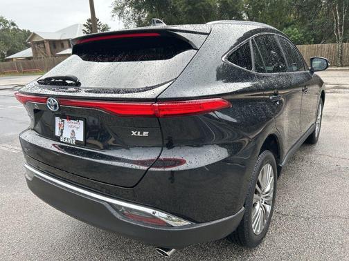 2023 Toyota Venza XLE