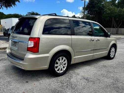 Cashmere Pearlcoat 2012 Chrysler Town & Country Touring-L