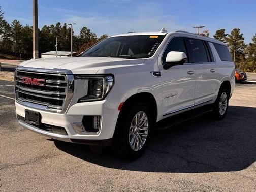 2024 GMC Yukon XL SLT
