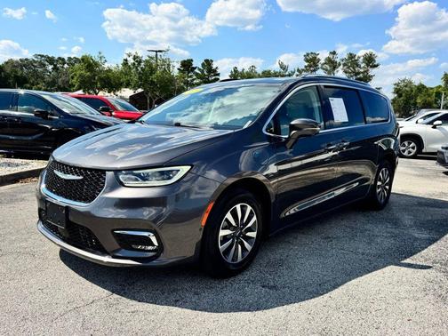 Granite Crystal Clearcoat Metallic 2021 Chrysler Pacifica Hybrid Touring L