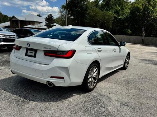 Alpine White 2025 BMW 330 i