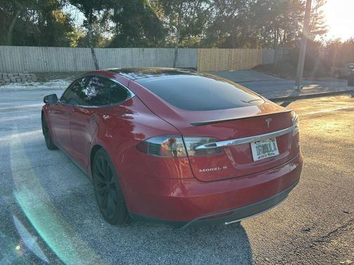 2016 Tesla Model S P90D