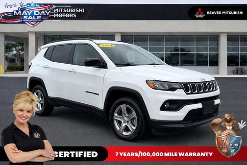 Bright White Clearcoat 2024 Jeep Compass Latitude