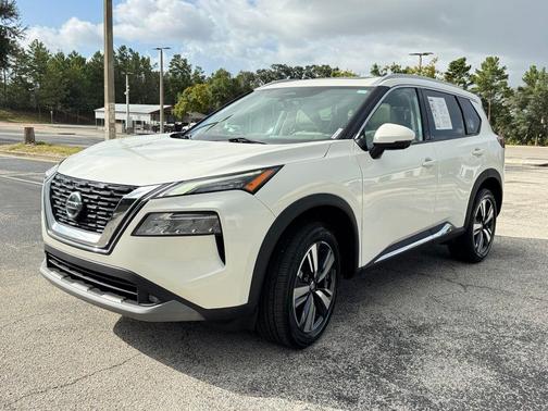 2021 Nissan Rogue SL