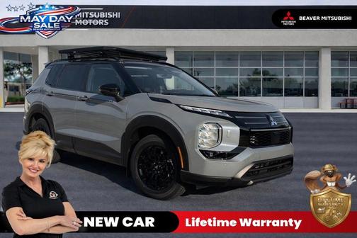 Moonstone Gray Metallic 2026 Mitsubishi Outlander Trail Edition