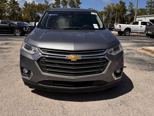 Satin Steel Metallic 2020 Chevrolet Traverse LT Leather