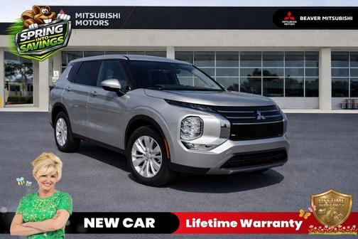 Alloy Silver Metallic 2026 Mitsubishi Outlander ES