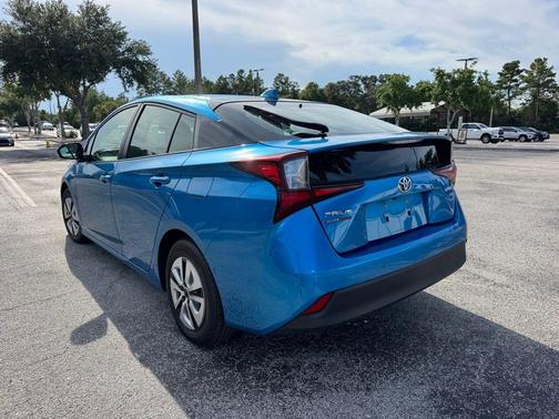 2020 Toyota Prius XLE