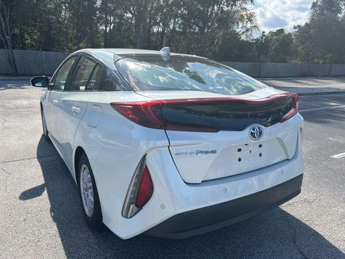 2017 Toyota Prius Prime Advanced