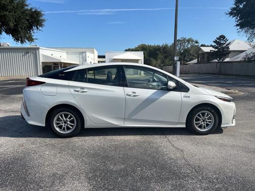 2017 Toyota Prius Prime Advanced