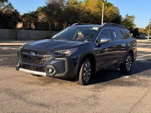 2023 Subaru Outback Touring