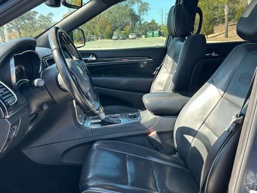 2020 Jeep Grand Cherokee Overland