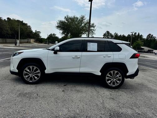 Super White 2019 Toyota RAV4 XLE Premium