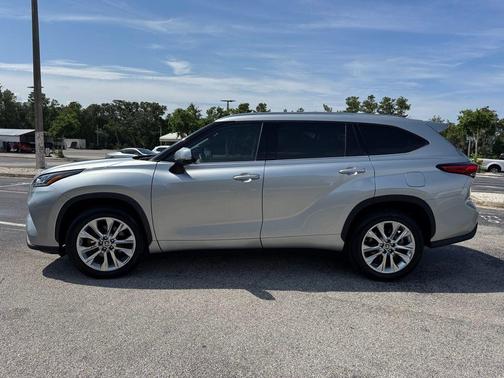 2023 Toyota Highlander Limited