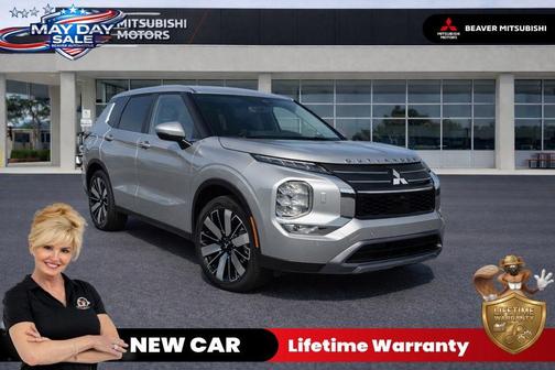 Alloy Silver Metallic 2026 Mitsubishi Outlander SE