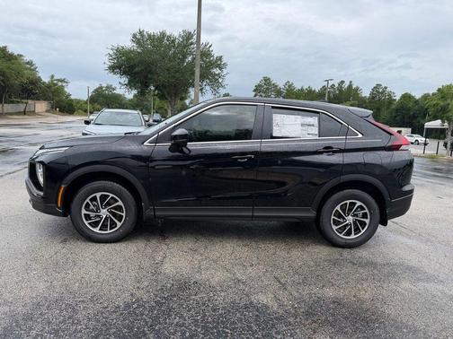 Labrador Black Pearl 2026 Mitsubishi Eclipse Cross ES