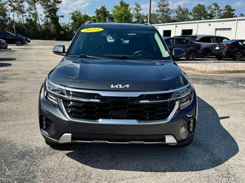 Gravity Gray 2024 Kia Seltos SX