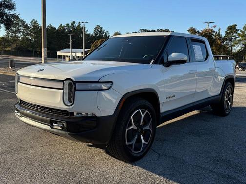 2022 Rivian R1T Adventure Package