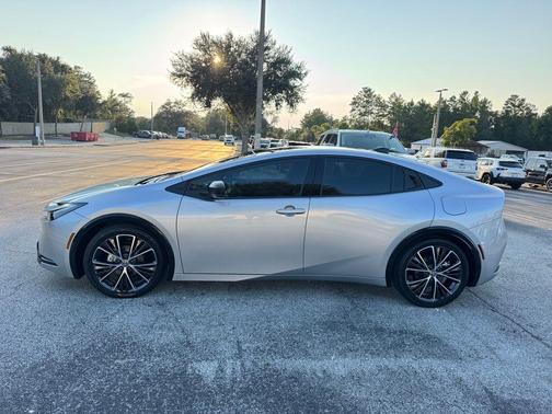 2025 Toyota Prius Limited