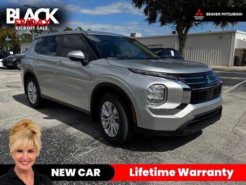 2025 Mitsubishi Outlander ES