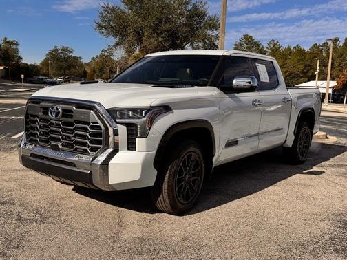 2022 Toyota Tundra Hybrid 1794 Edition