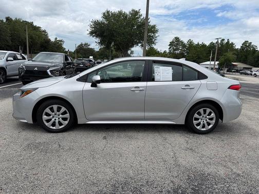 Classic Silver Metallic 2024 Toyota Corolla LE