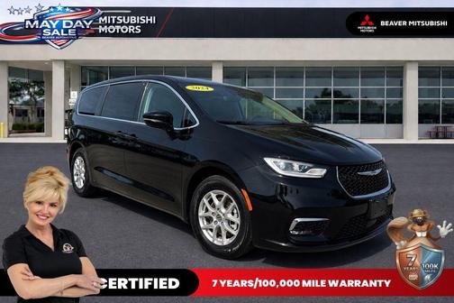 Diamond Black 2024 Chrysler Pacifica Touring-L
