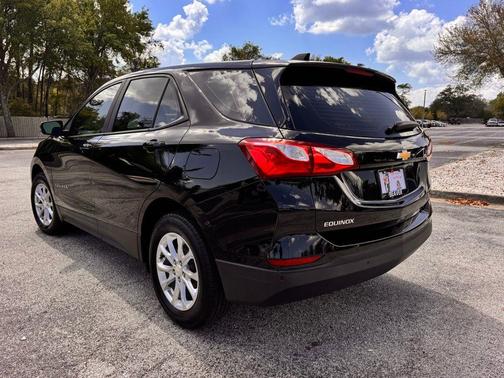 2021 Chevrolet Equinox LS