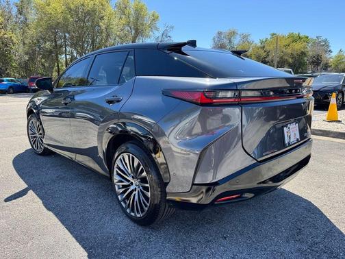 2024 Lexus RZ 450e Premium