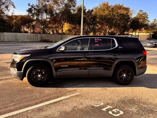 2017 GMC Acadia SLE-1