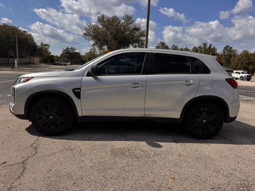 2025 Mitsubishi Outlander Sport 2.0 LE