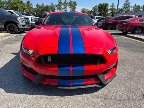 2017 Ford Shelby GT350 Base