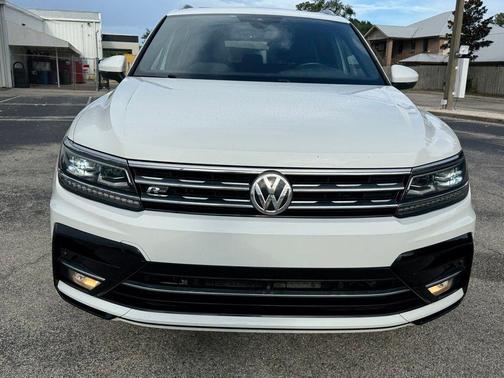 2018 Volkswagen Tiguan 2.0T SEL Premium