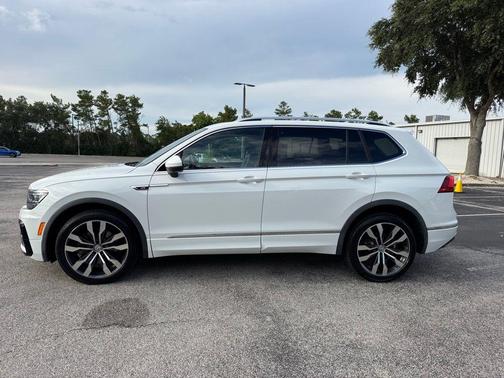 2018 Volkswagen Tiguan 2.0T SEL Premium