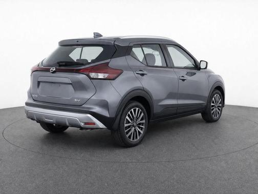 Gun Metallic 2021 Nissan Kicks SV