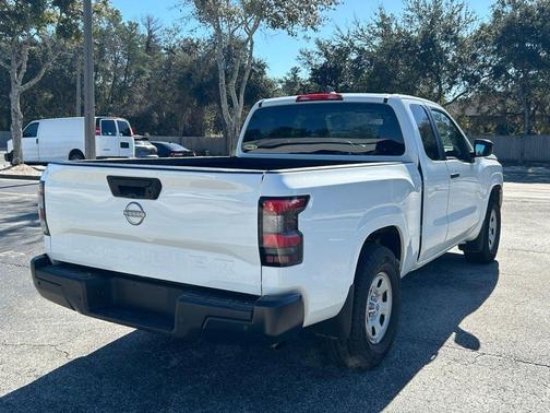 2023 Nissan Frontier S