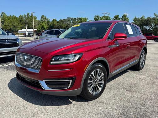 2019 Lincoln Nautilus Select