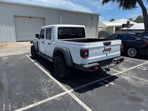 2021 Jeep Gladiator Mojave