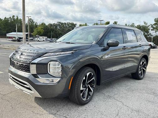 2025 Mitsubishi Outlander PHEV SEL
