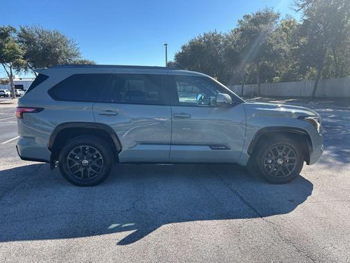 2024 Toyota Sequoia Platinum