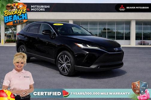 Black 2023 Toyota Venza LE