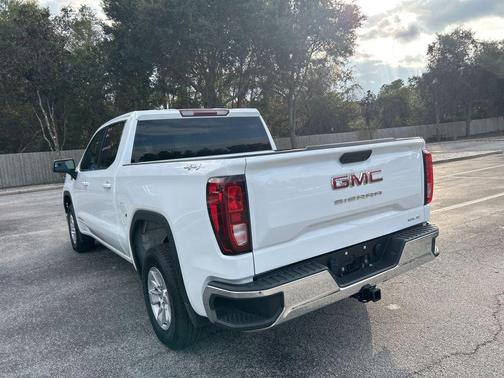 2024 GMC Sierra 1500 SLE