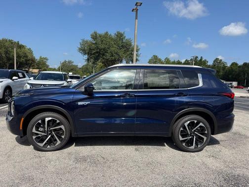 2025 Mitsubishi Outlander PHEV SEL
