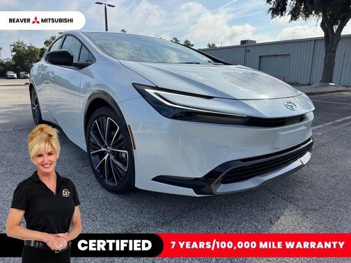 2025 Toyota Prius XLE