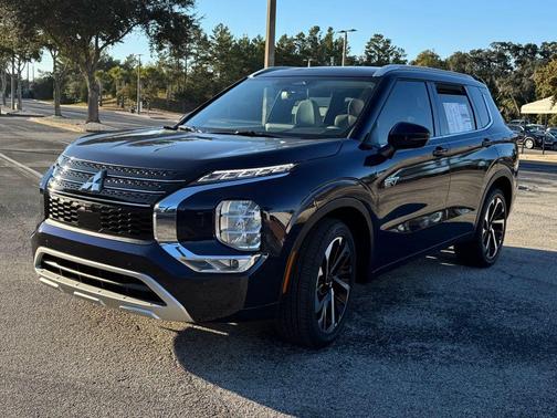 2025 Mitsubishi Outlander PHEV SEL