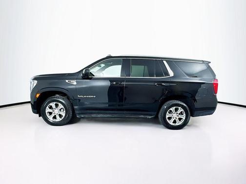 Onyx Black 2024 GMC Yukon SLE